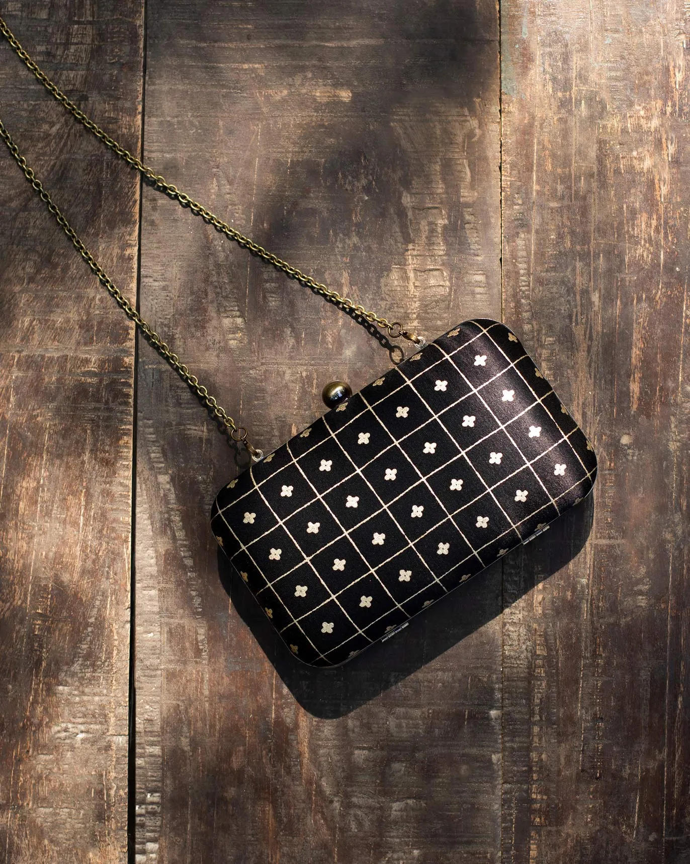 Amaretto Clutch - Black & Gold