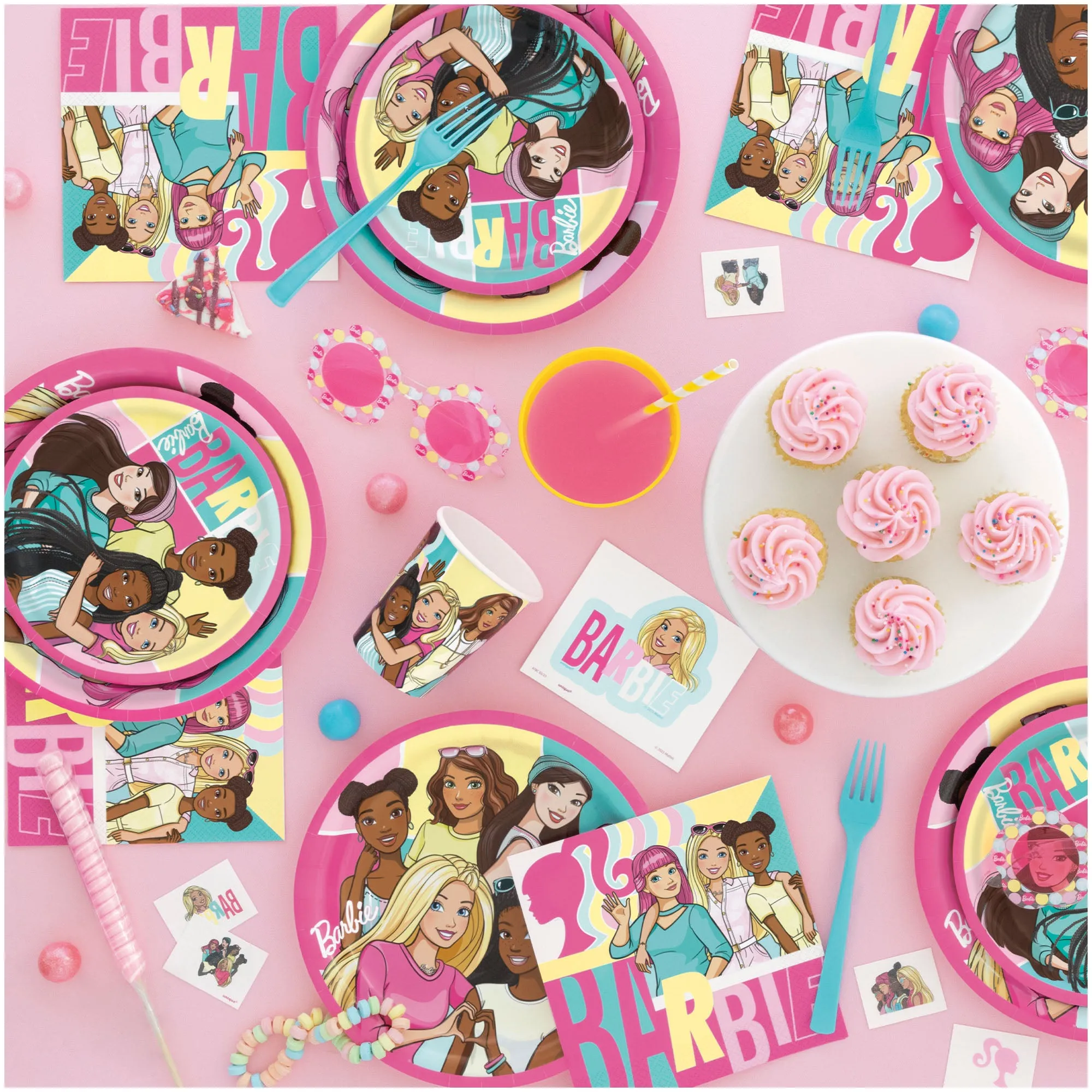 Barbie Party Supplies - Round Paper Dinner Plates and Lunch Napkins (Serves 16)