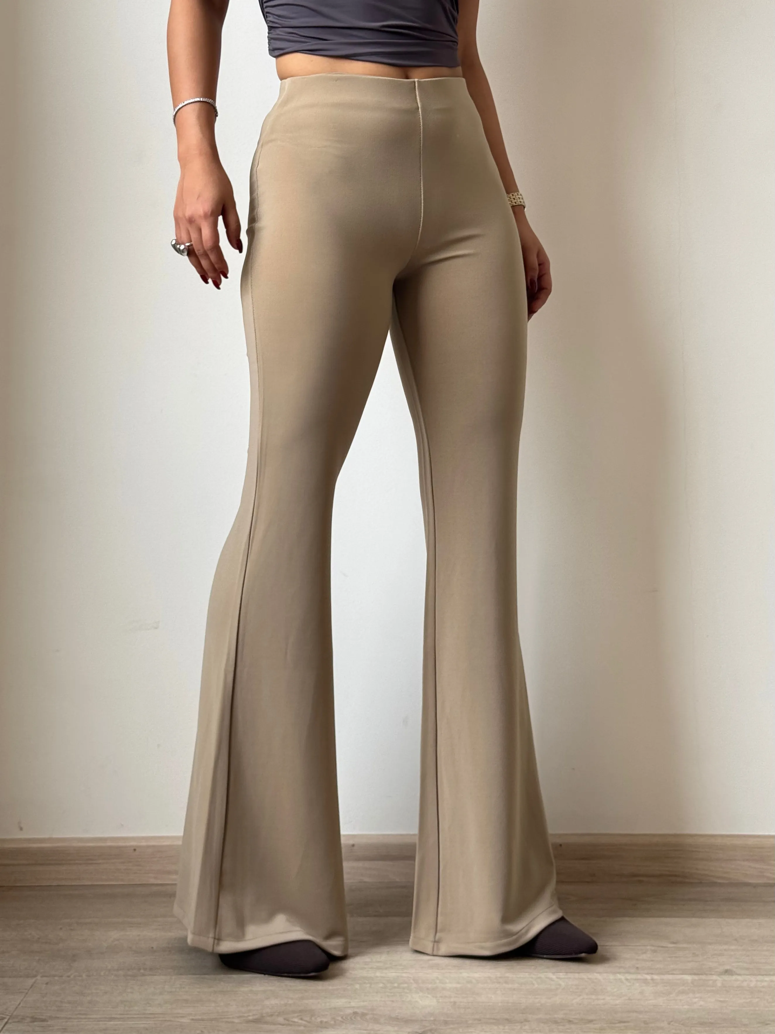 Fit And Flare Seamless Trousers