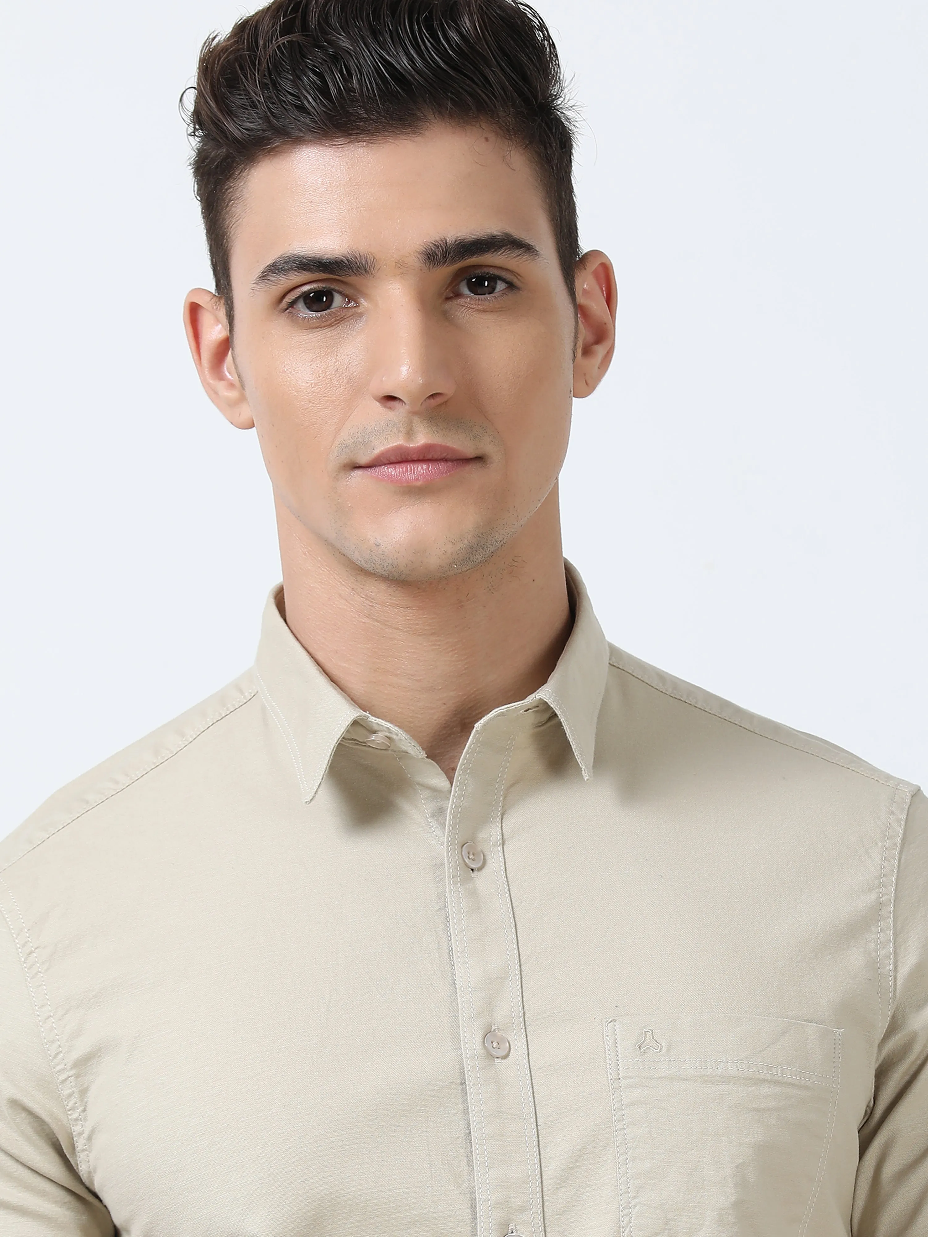 MEN'S -BEIGE-SOLID SLIM FIT SHIRT