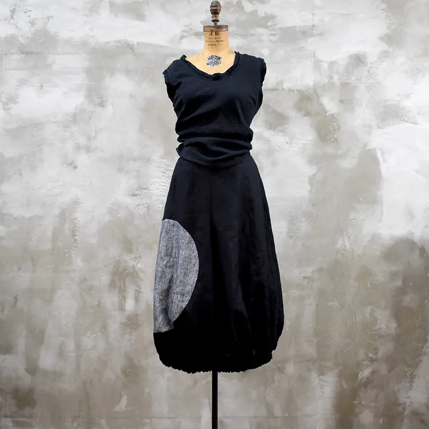 The Zentrum Skirt - Black w. Charcoal Marle