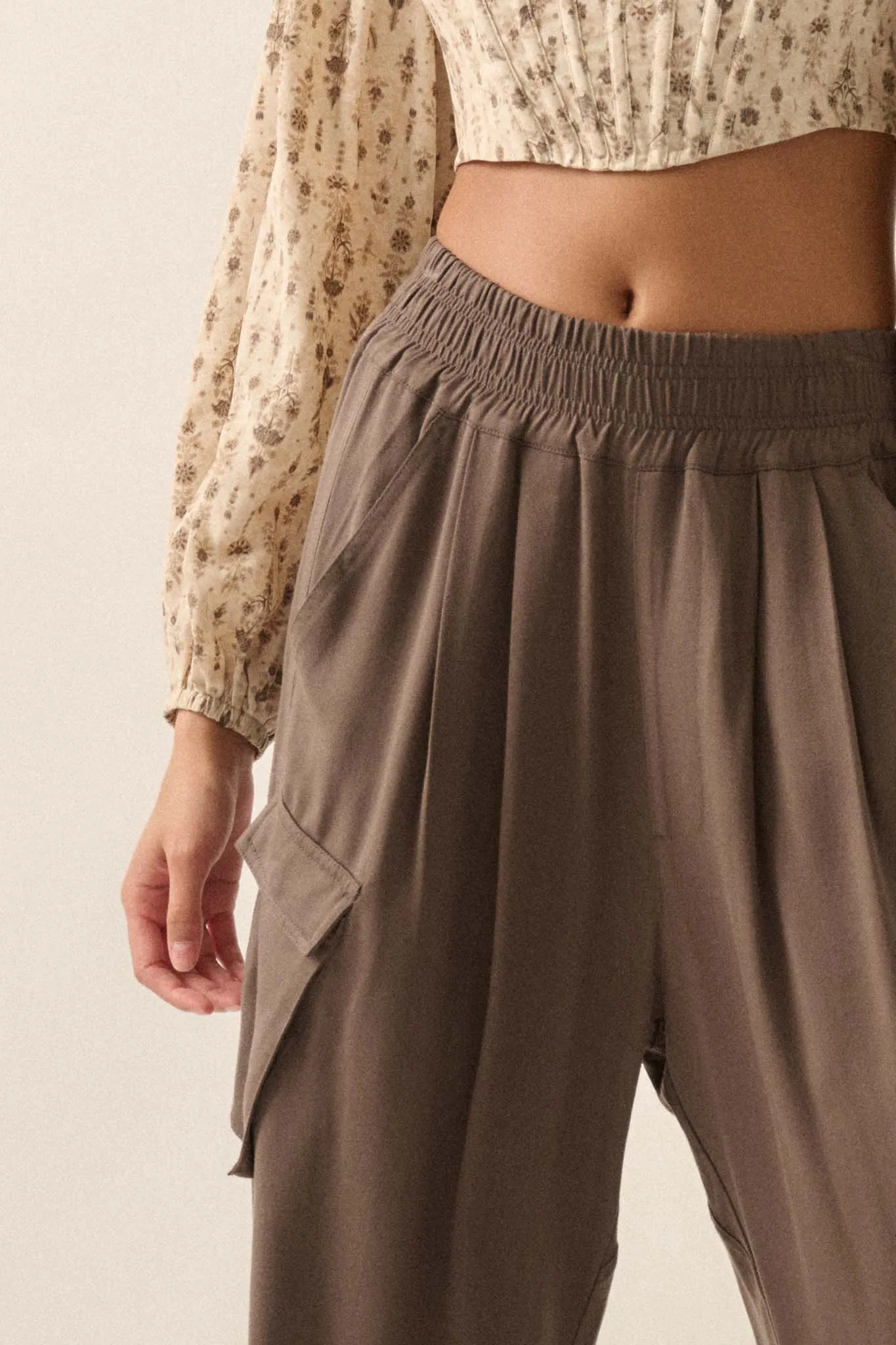 Walk the Talk Wide-Leg Twill Cargo Pants