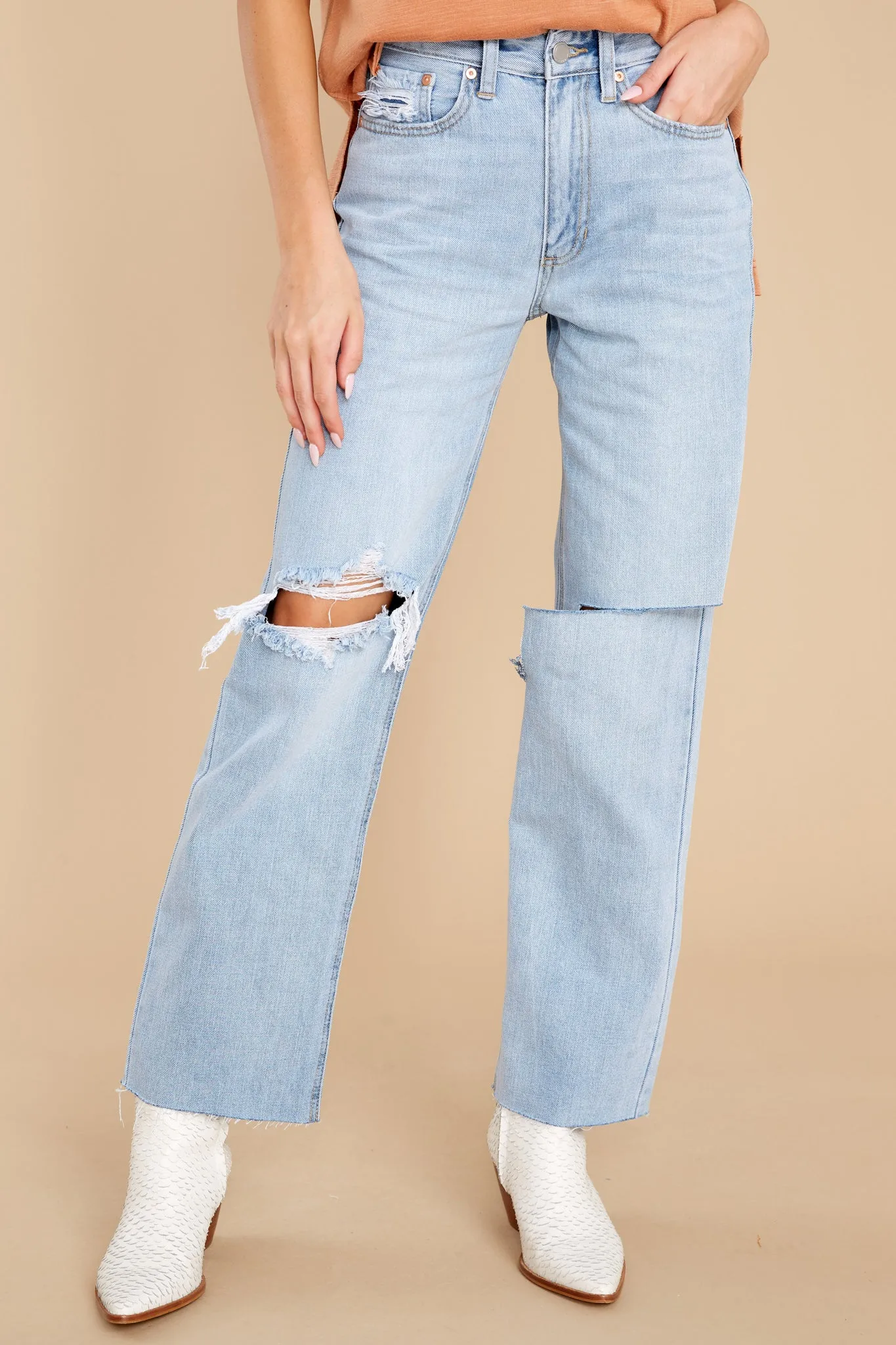 What A Rush Light Wash Distressed Straight Jeans